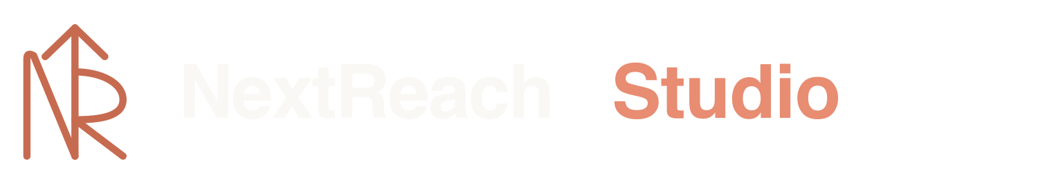Reverse horizontal logo on charcoal